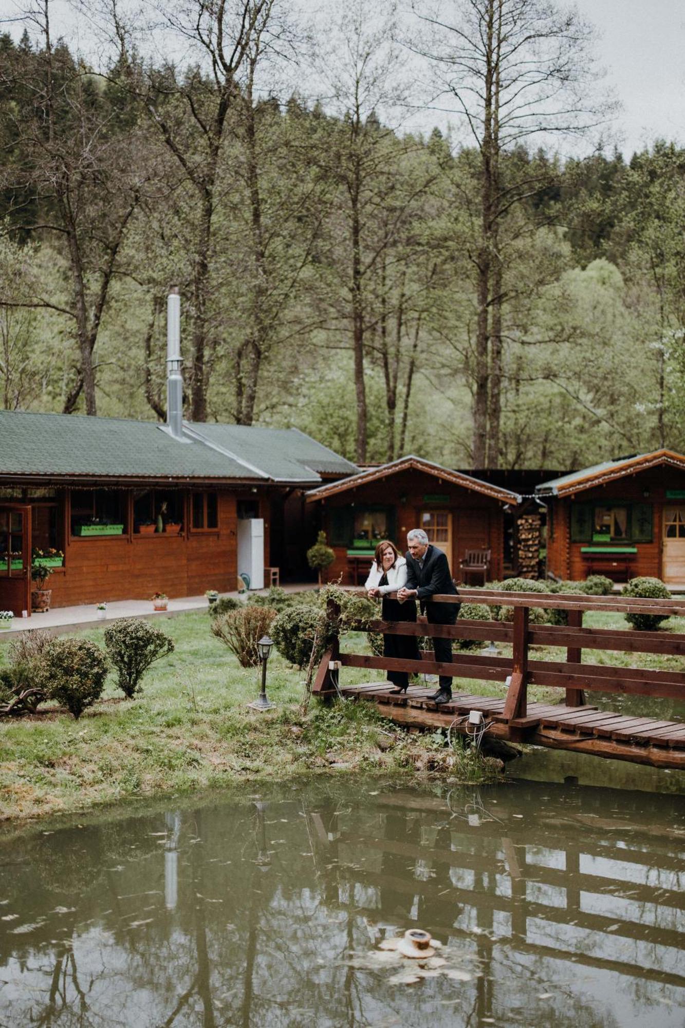 Hotel Vidra Park à Sicasău Extérieur photo