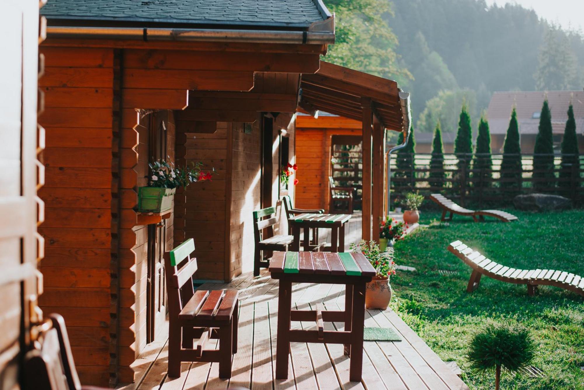 Hotel Vidra Park à Sicasău Extérieur photo